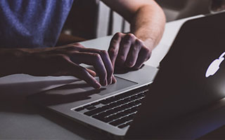 官方：索博斯洛伊对阵阿森纳任意球世界波当选英超8月最佳进球