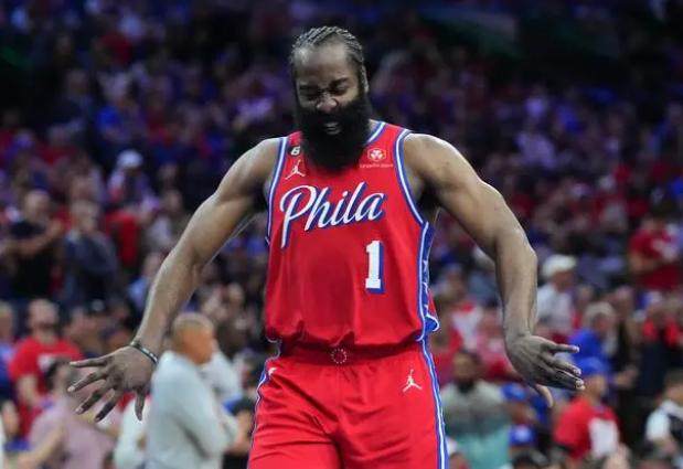 开云体育官网-尔虞我诈！哈登怒喷骗子背后：巨星老化韦德曾遭殃