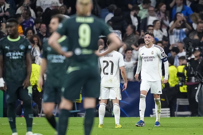 开云体育平台入口-英超6队欧冠遭重创！1/8决赛首回合0胜 3队濒临出局 8强或剩独苗|客场|曼城|切尔西|热刺|利物浦_新浪体育_新浪新闻