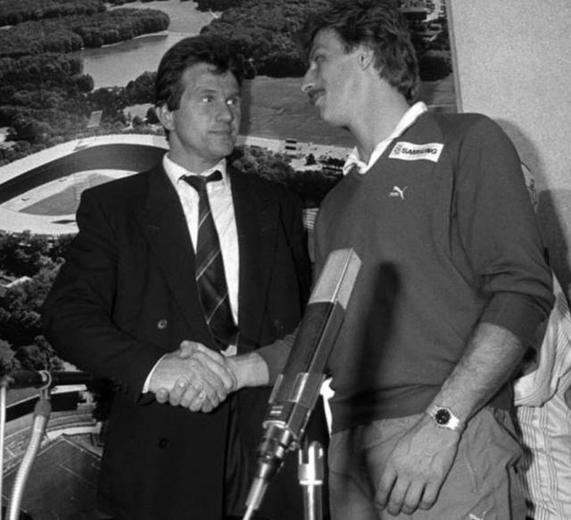 1620542916117074694.jpg 1620542916117074694.jpg